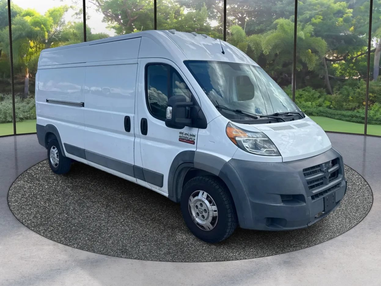 Used 2017 RAM ProMaster 2500 w/ Interior Convenience Group FWD image 3
