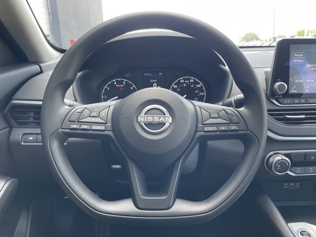 New 2025 Nissan Altima 2.5 S image 9