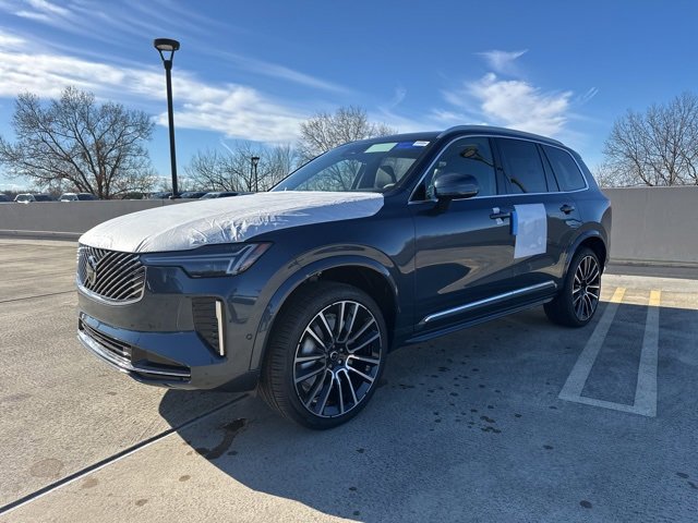 New 2026 Volvo XC90 B6 Plus w/ Protection Package Premier image 3