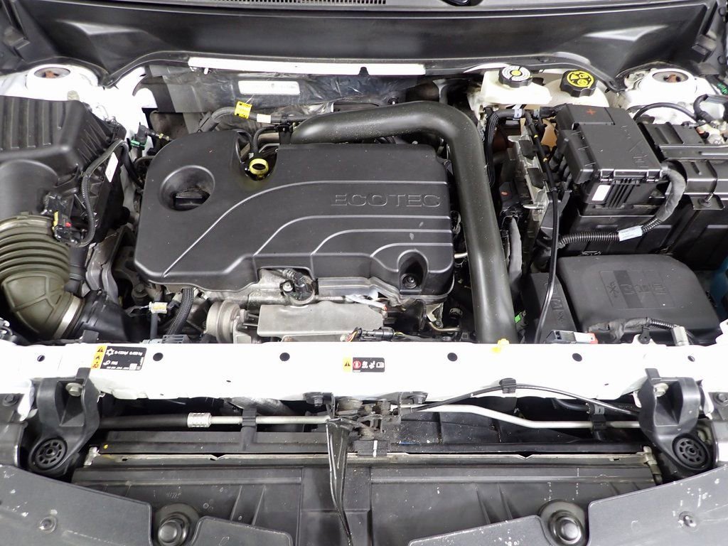 Used 2023 Chevrolet Equinox LT w/ LPO, Floor Liner Package image 6