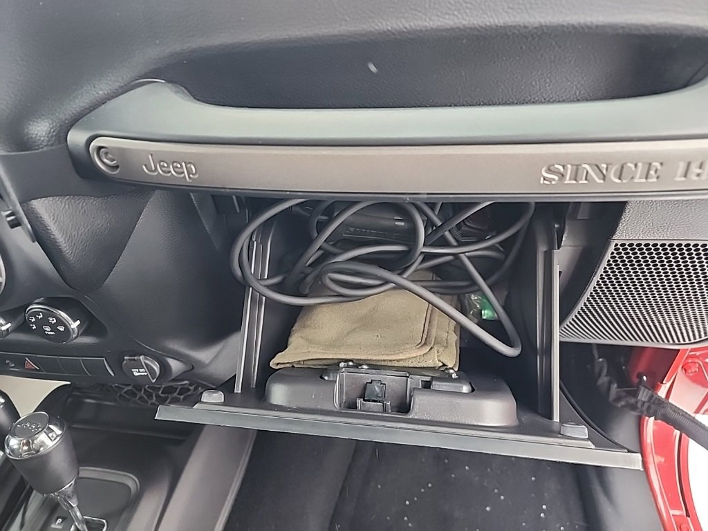 Used 2015 Jeep Wrangler Unlimited Sport w/ Quick Order Package 24S image 27