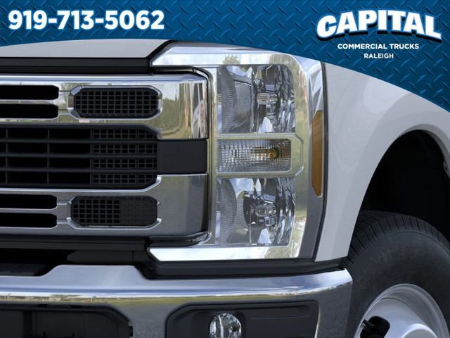 New 2026 Ford F350 XL w/ XL Chrome Package image 18