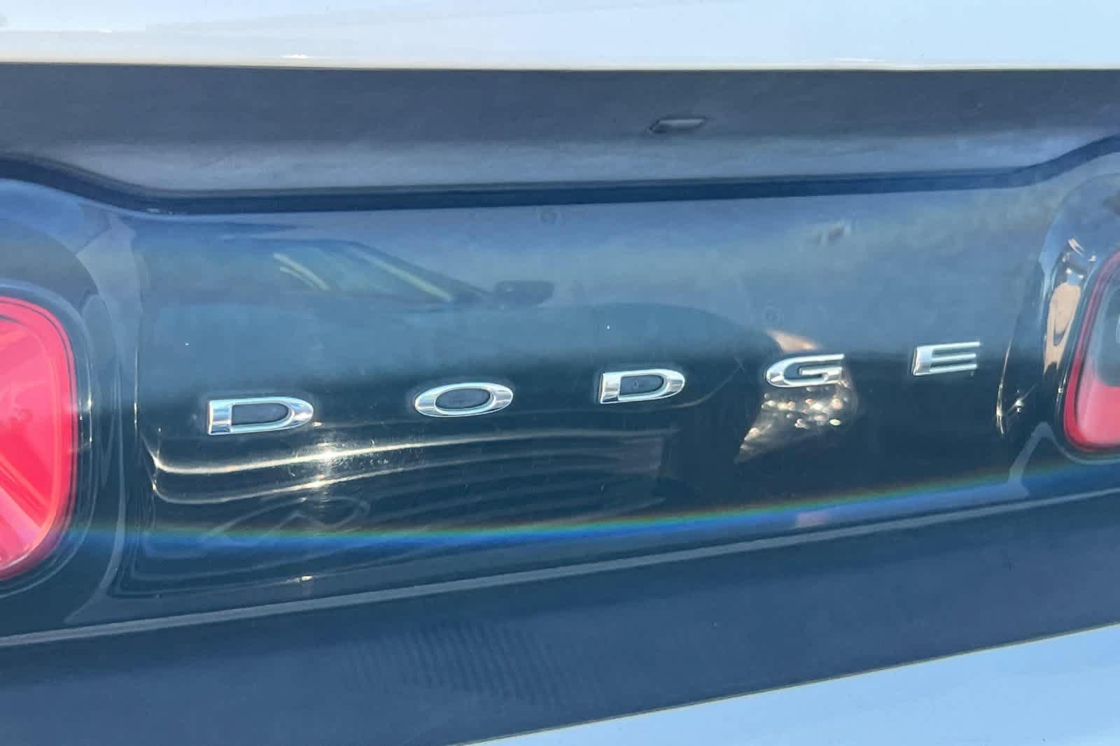 Used 2018 Dodge Challenger SXT RWD image 13