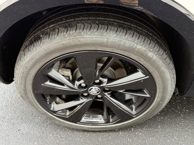 Used 2023 Buick Envision Essence w/ Sport Touring Package image 7