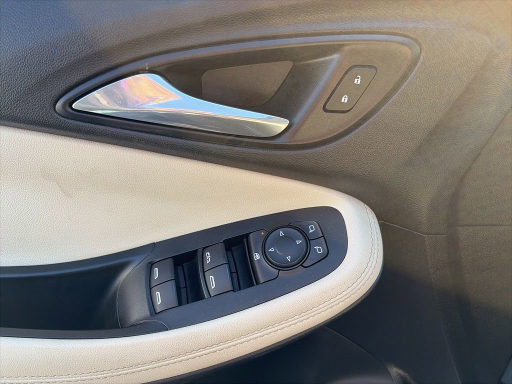 Used 2020 Buick Encore GX Preferred image 14