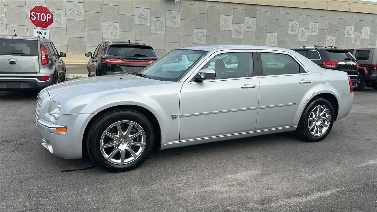 Used 2007 Chrysler 300 C RWD image 14