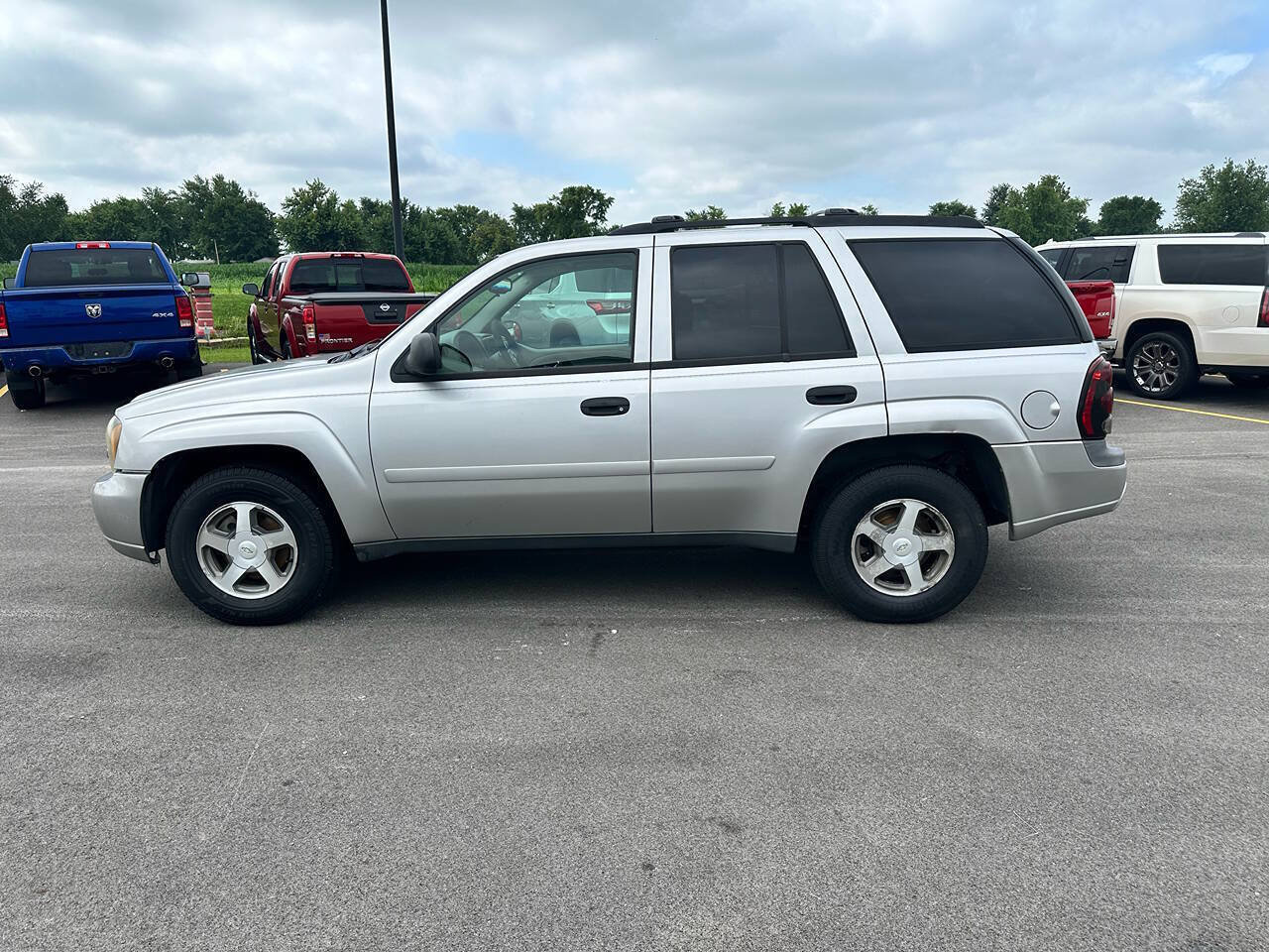 Used 2006 Chevrolet TrailBlazer LS w/ LS Preferred Equipment Group AWD/4WD image 7
