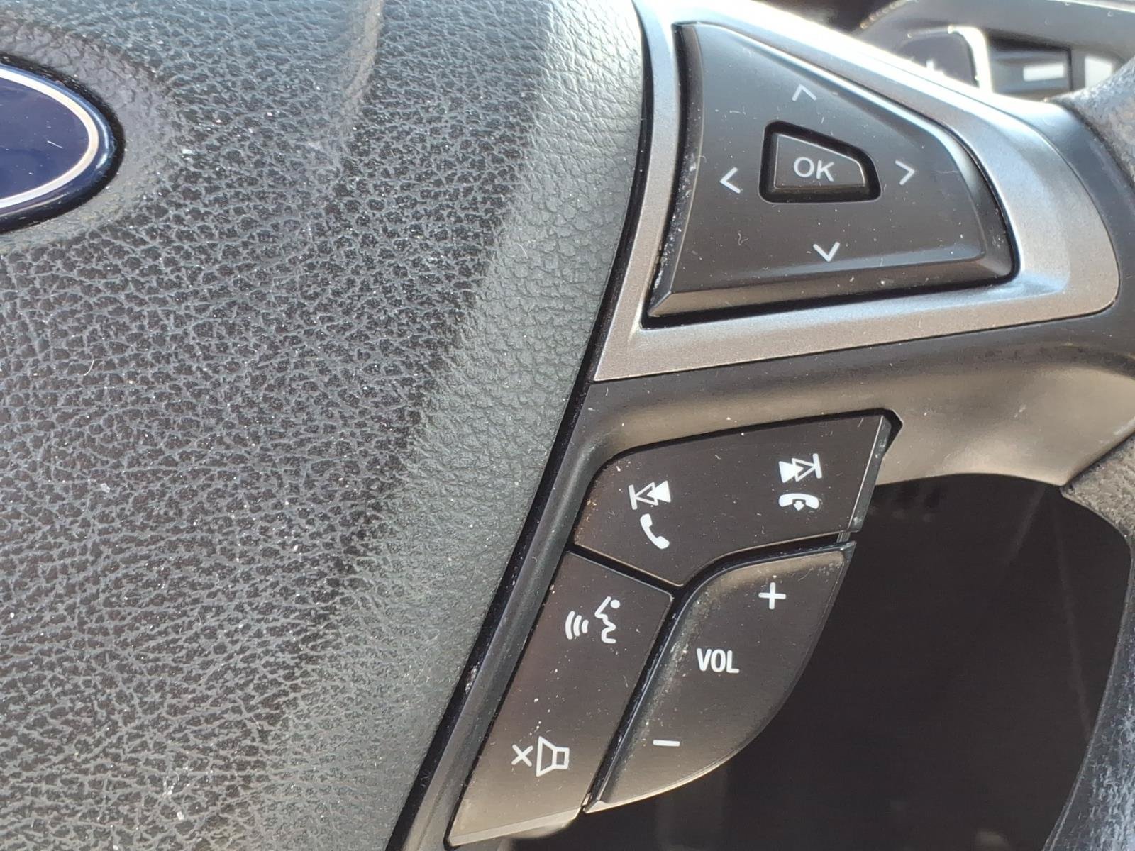 Used 2018 Ford Fusion SE w/ Fusion SE Technology Package FWD image 27