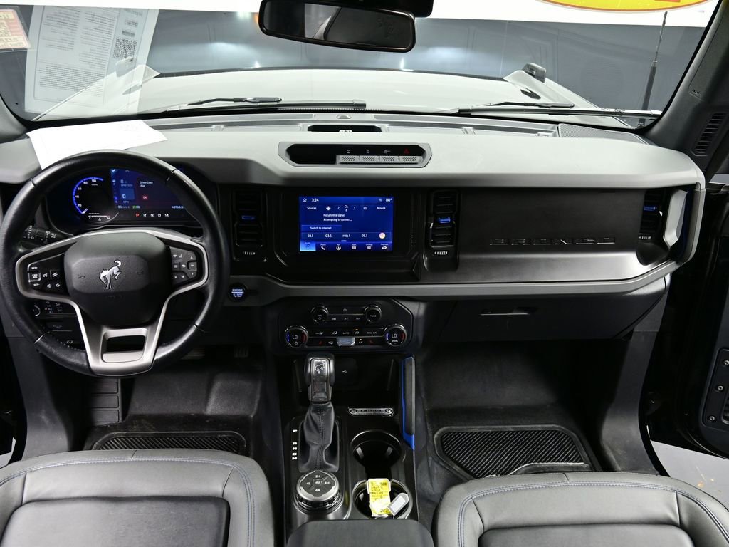 Used 2023 Ford Bronco Black Diamond image 2