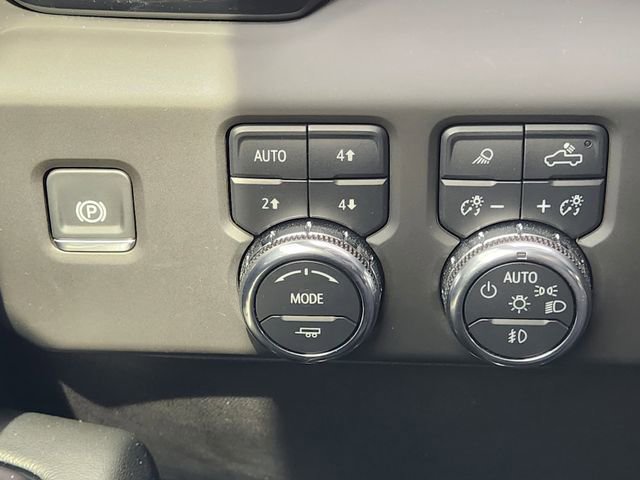 Used 2025 GMC Sierra 2500 AT4 w/ AT4 Premium Plus Package image 23