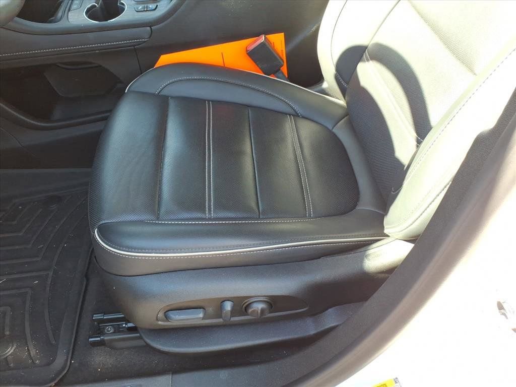 Used 2023 GMC Acadia Denali w/ Denali Technology Package image 23