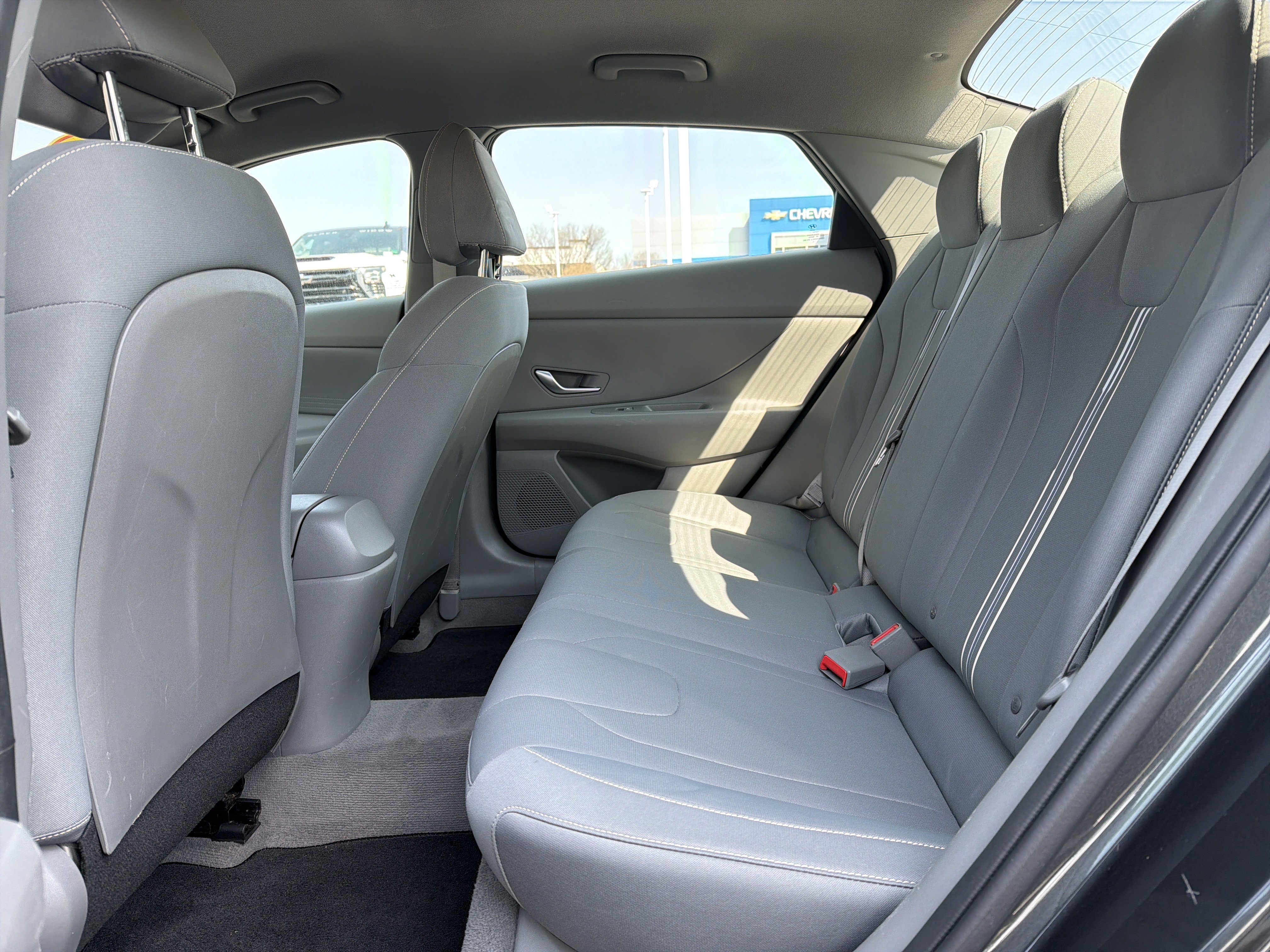 Used 2023 Hyundai Elantra SEL image 29