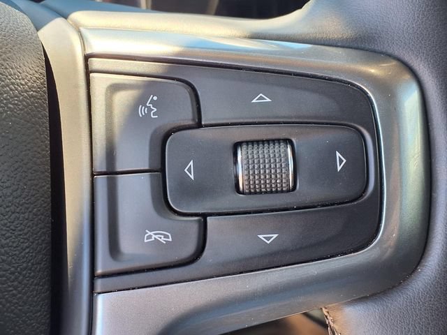 Used 2025 Chevrolet Silverado 2500 LT w/ Convenience Package AWD/4WD image 12