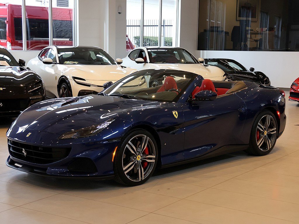 Certified 2022 Ferrari Portofino M image 29