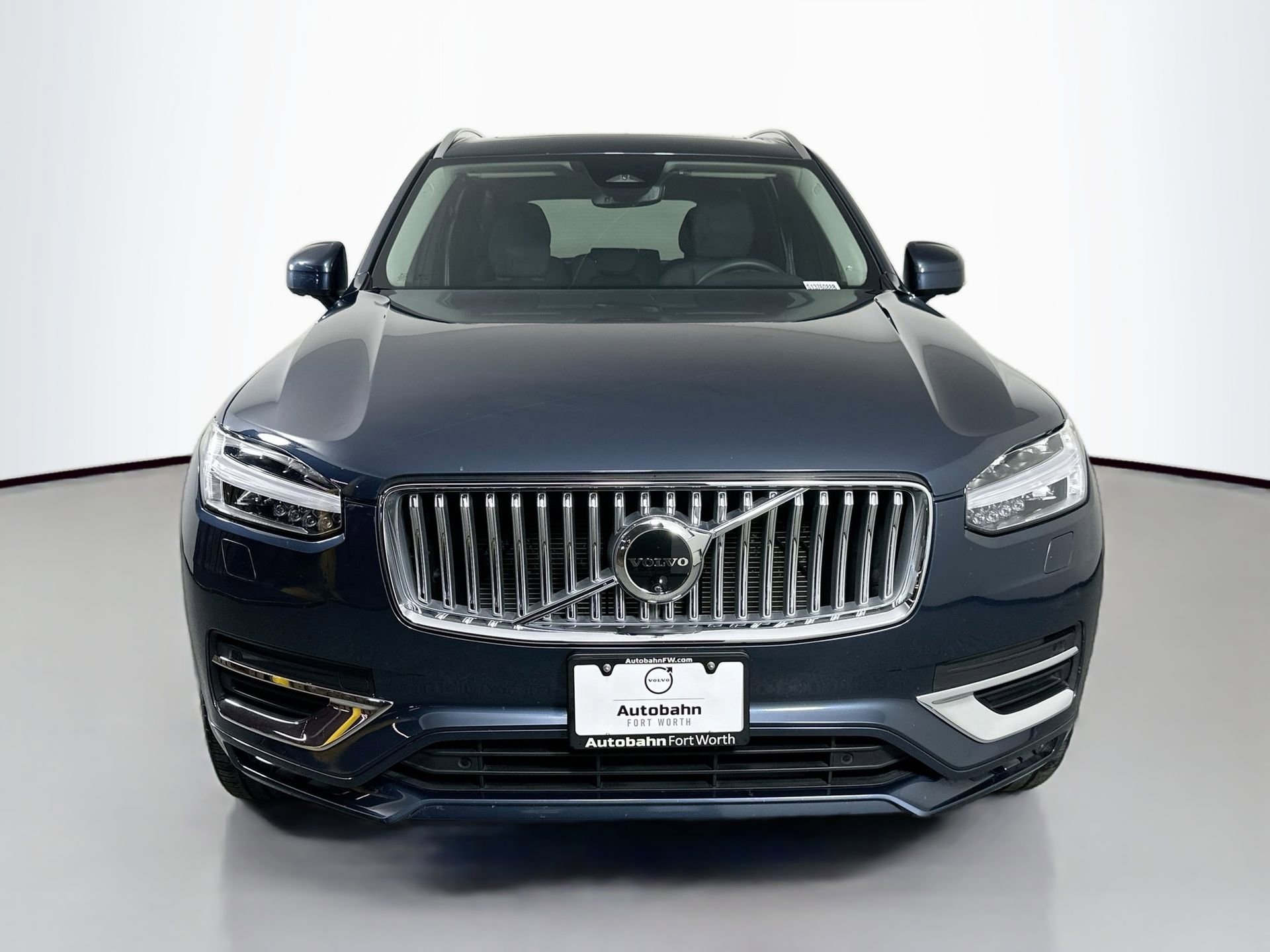 Used 2024 Volvo XC90 B6 Plus w/ Protection Package Premier image 2