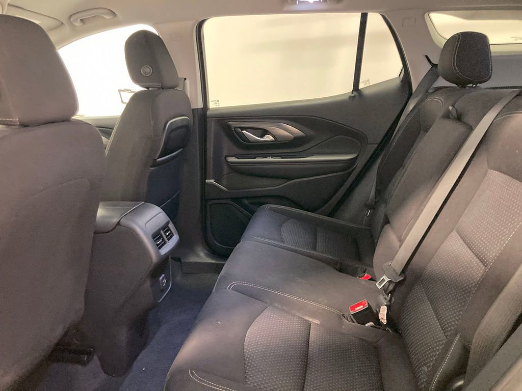 Used 2022 GMC Terrain SLE image 22