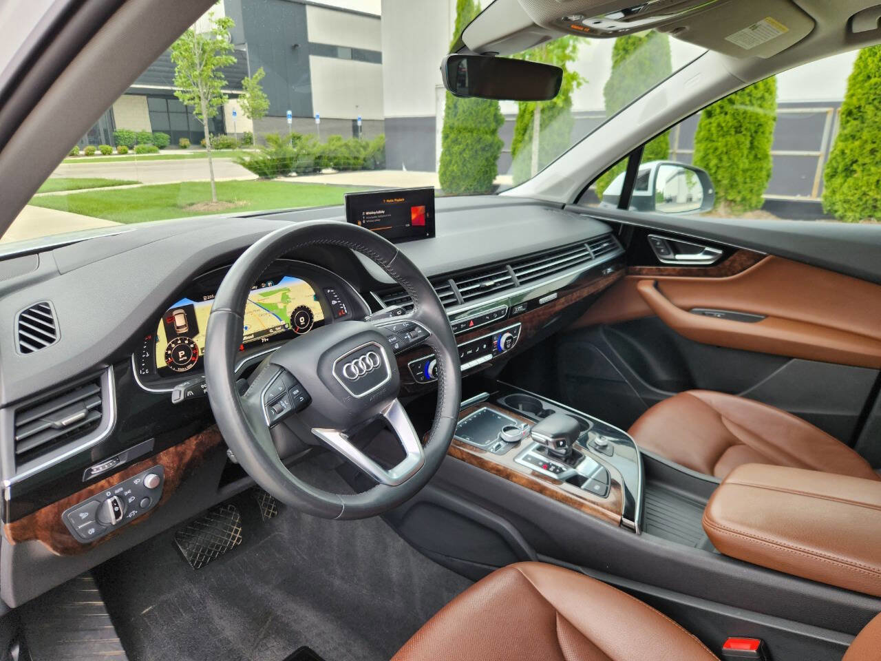 Used 2018 Audi Q7 3.0T Prestige AWD/4WD image 16