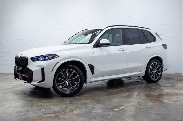 Certified 2026 BMW X5 xDrive40i w/ M Sport Package AWD/4WD image 7