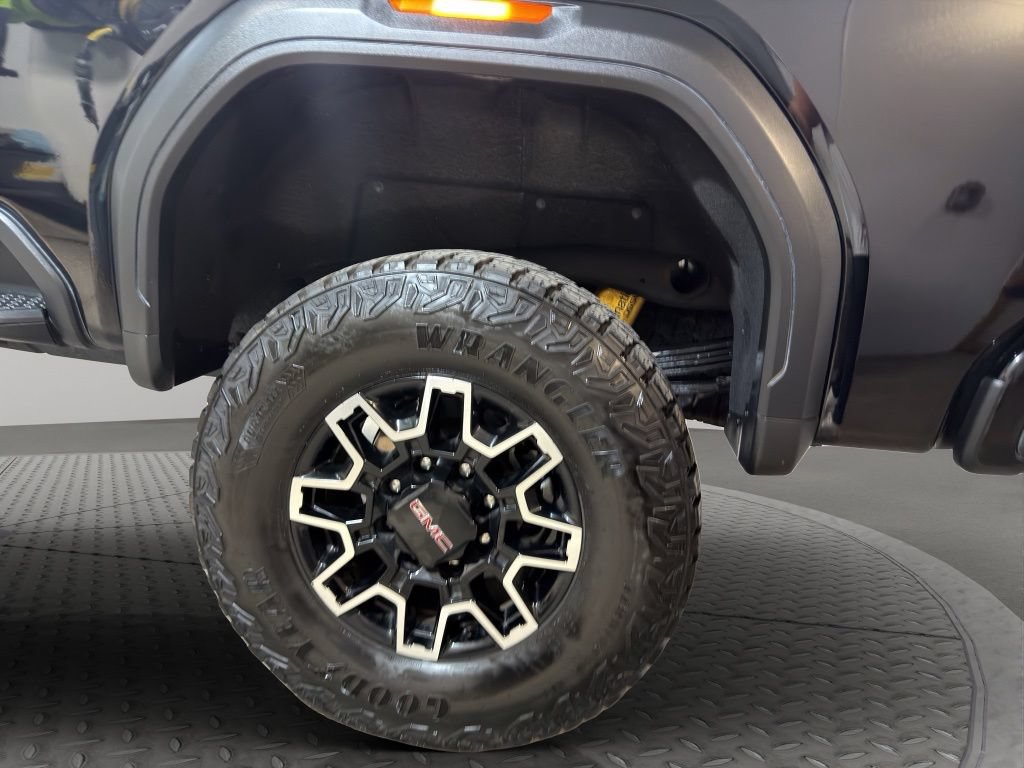 Used 2026 GMC Sierra 2500 AT4X AWD/4WD image 22