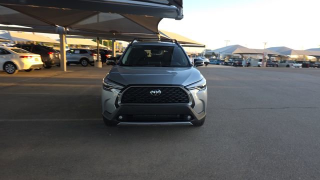 Used 2025 Toyota Corolla Cross XLE w/ Convenience Package image 3