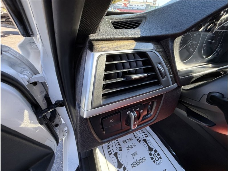 Used 2016 BMW 328i Sedan image 34