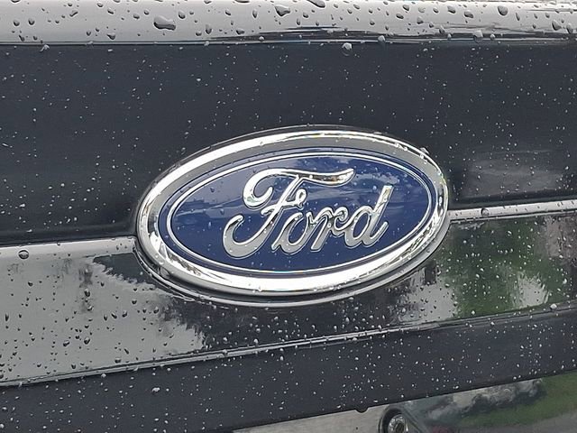 Used 2020 Ford Fusion SE FWD image 28