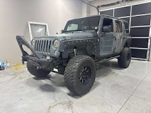 Used 2014 Jeep Wrangler Unlimited Rubicon w/ Max Tow Package AWD/4WD image 2