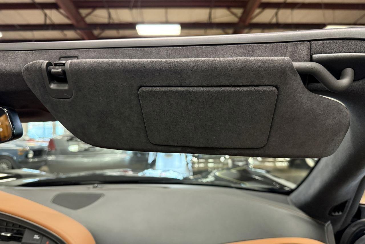 Used 2018 Chevrolet Corvette Stingray Convertible w/ 3LT Preferred Equipment Group image 91