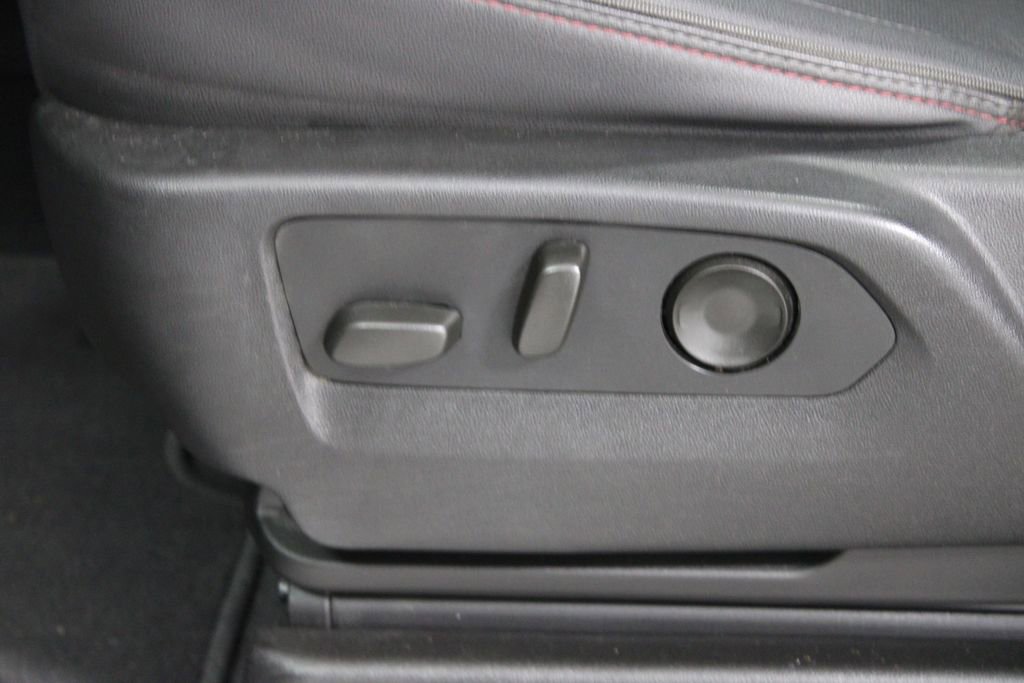 Used 2022 Chevrolet Tahoe RST w/ Luxury Package image 21