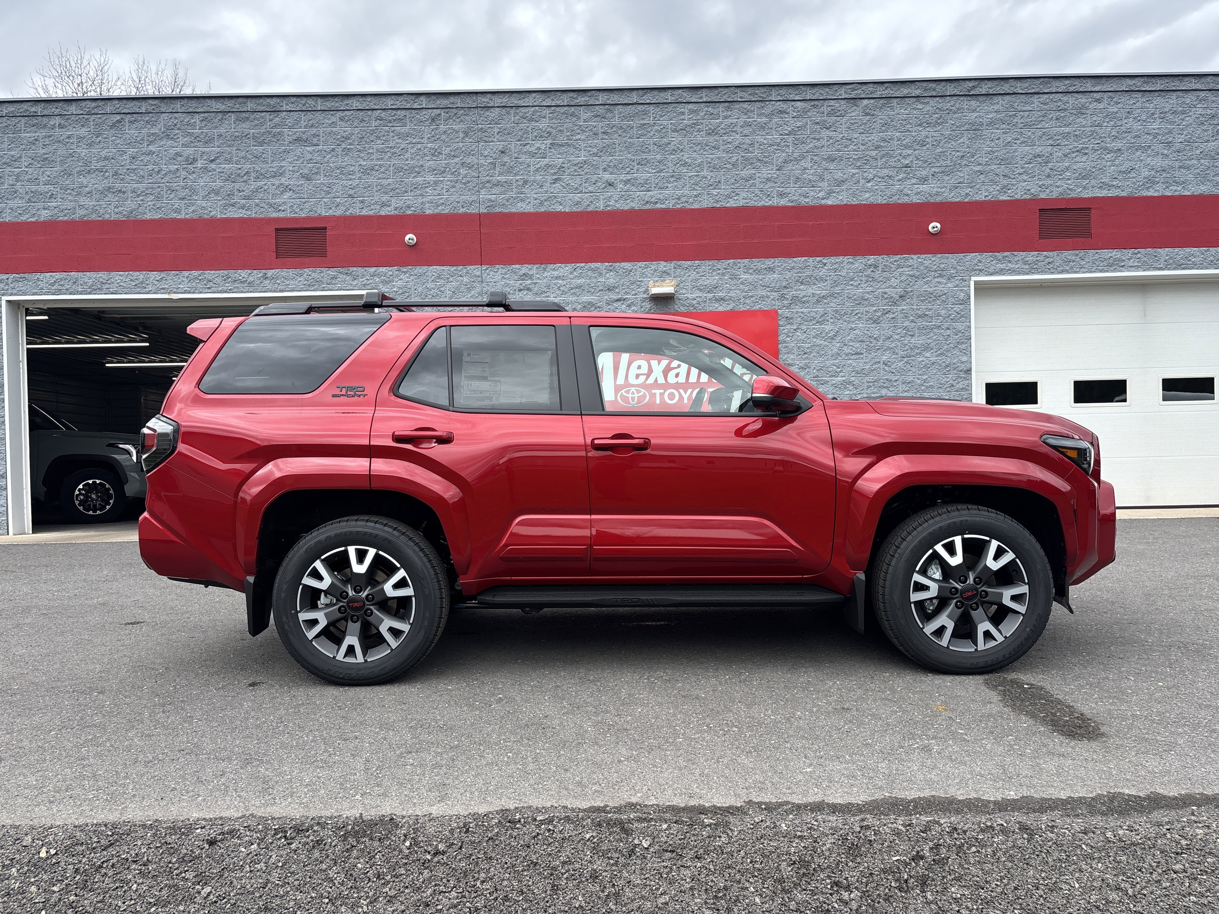 New 2026 Toyota 4Runner TRD Sport Premium AWD/4WD video 2