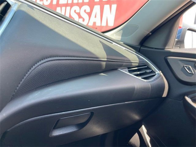 Used 2024 Chevrolet Malibu LT image 19