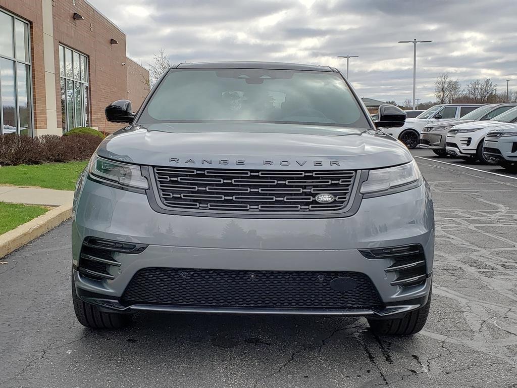 New 2026 Land Rover Range Rover Velar Dynamic SE image 2