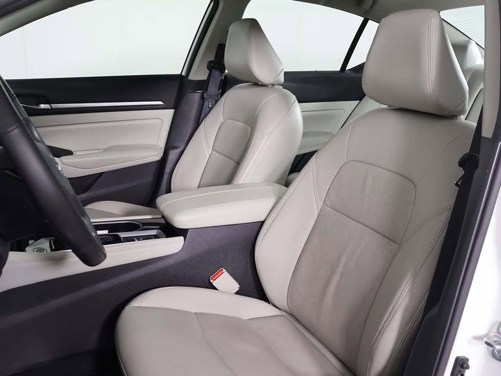 Used 2024 Nissan Altima 2.5 SL image 27