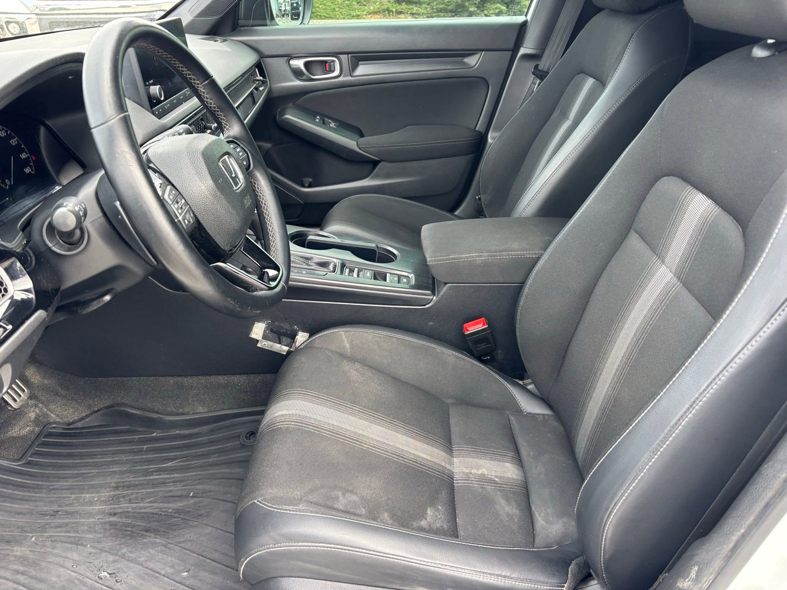 Used 2023 Honda Civic Sport image 18