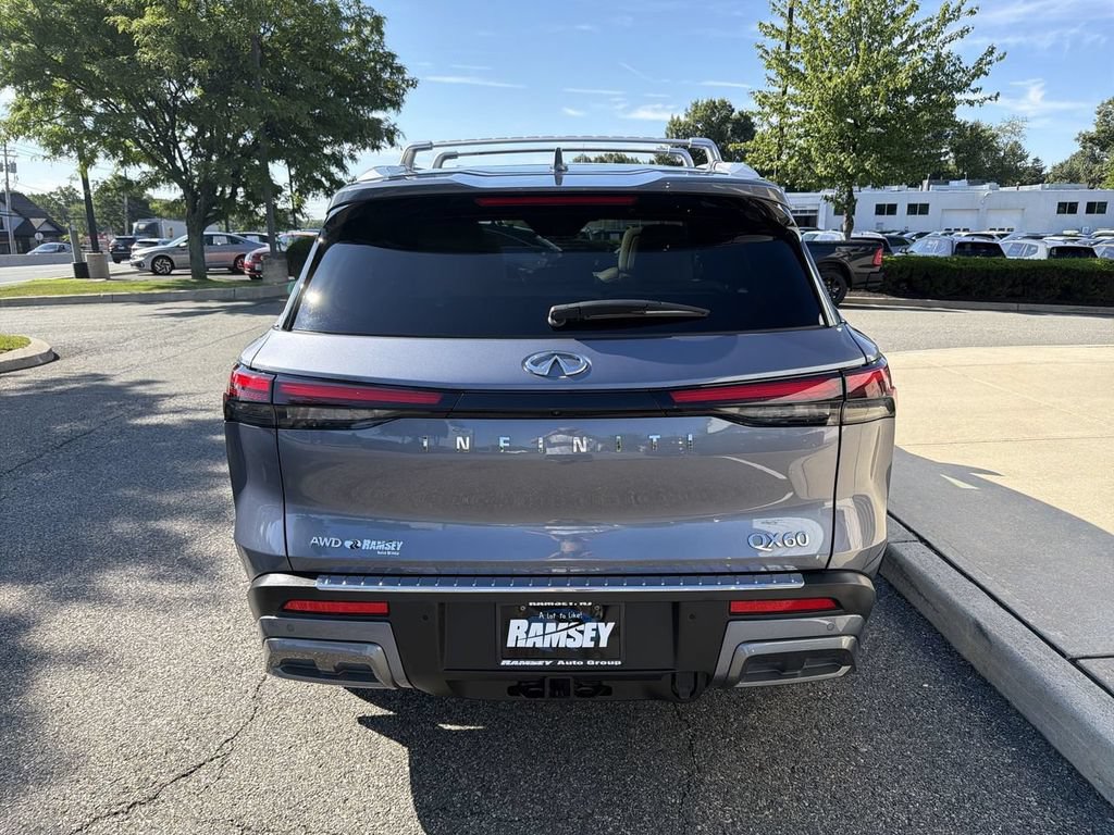 Certified 2023 INFINITI QX60 Sensory w/ Vision Package AWD/4WD image 7