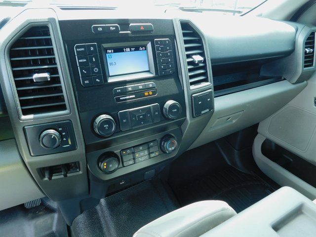 Used 2022 Ford F550 XL w/ Power Equipment Group image 21