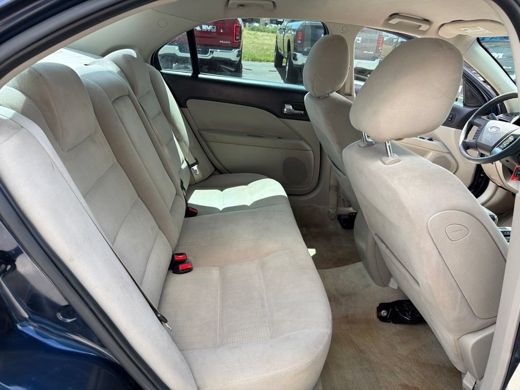 Used 2009 Ford Fusion SE FWD image 24