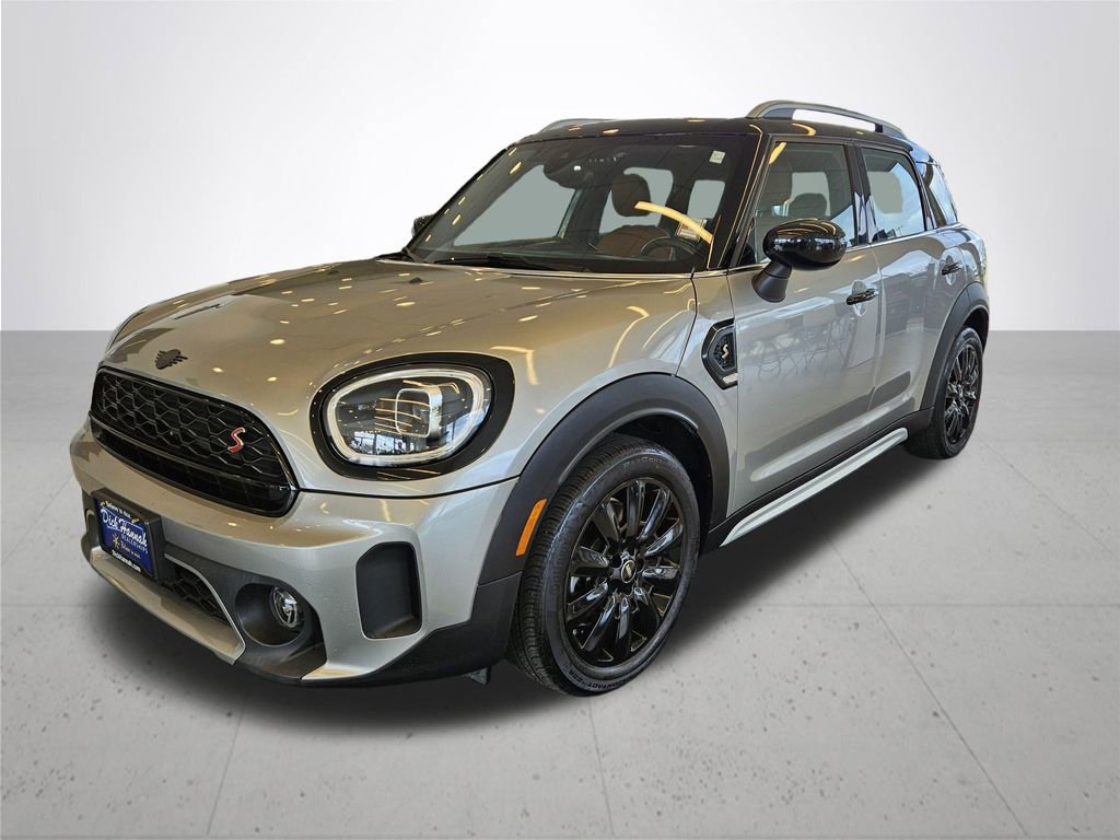 Used 2023 MINI Cooper Countryman S w/ Signature Upholstery Package image 2