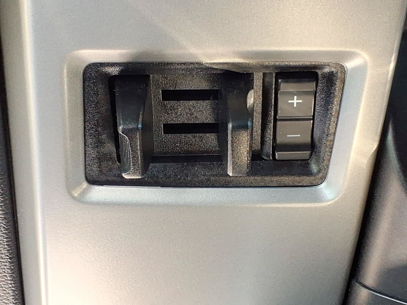 Certified 2021 Ford F350 Lariat AWD/4WD image 24