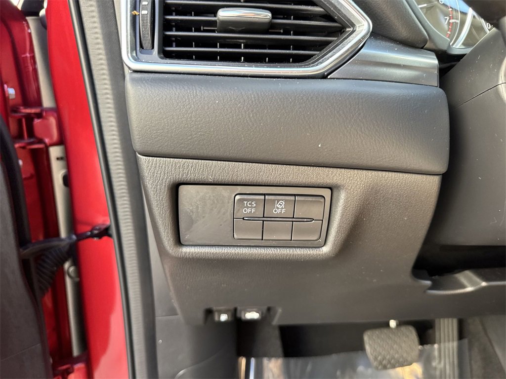 Used 2021 MAZDA CX-5 Touring image 57