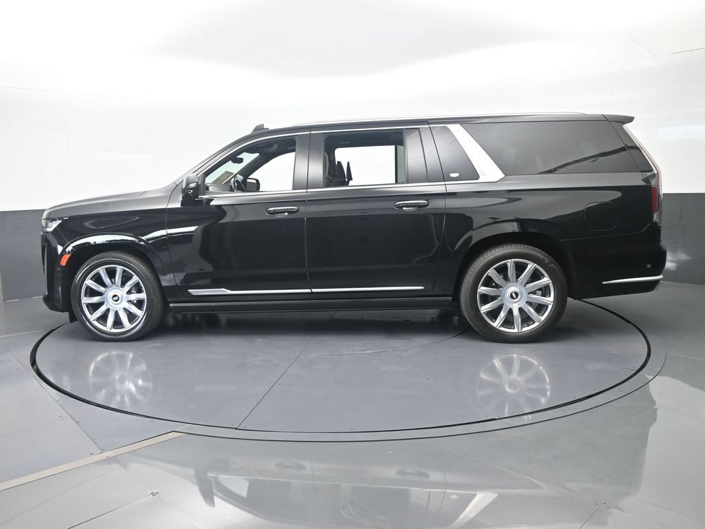 Used 2024 Cadillac Escalade ESV Premium Luxury Platinum AWD/4WD image 3