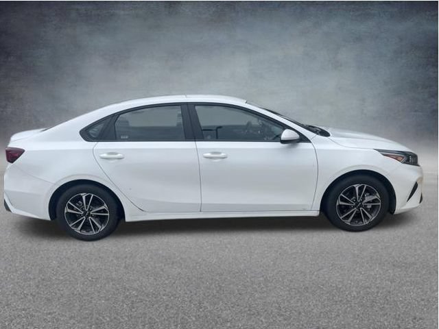 Used 2024 Kia Forte LXS FWD image 10
