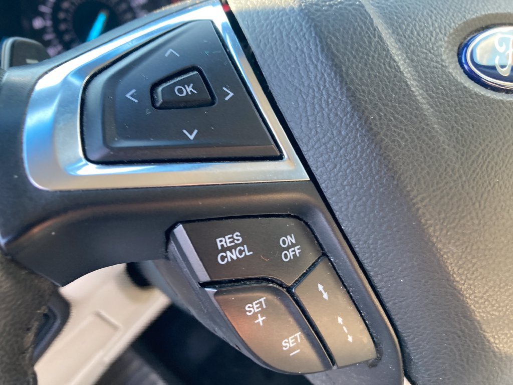 Used 2018 Ford Edge Titanium w/ Equipment Group 301A AWD/4WD image 39