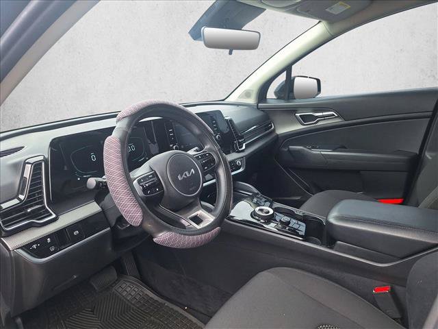 Used 2023 Kia Sportage LX AWD/4WD image 9