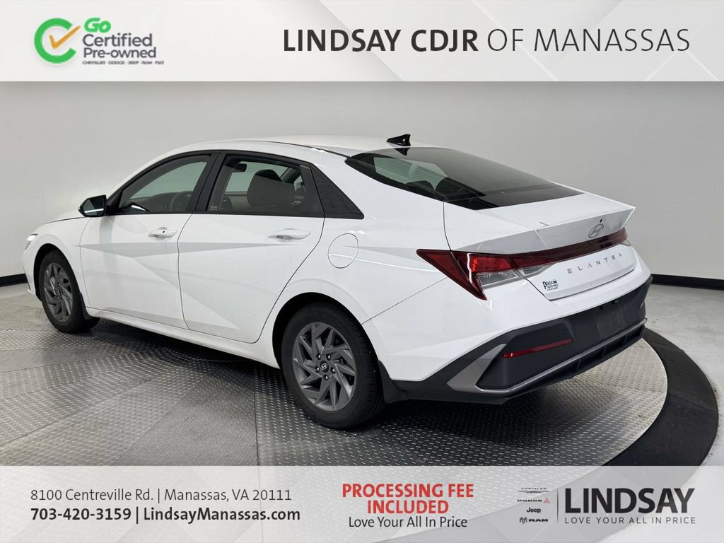 Used 2024 Hyundai Elantra SEL FWD image 6