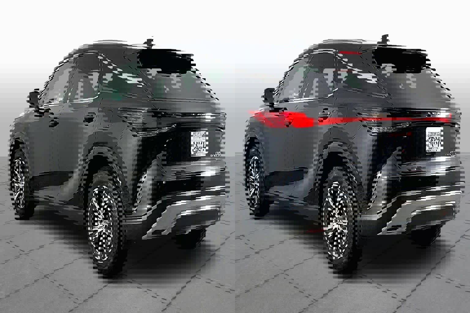 Used 2024 Lexus RX 350h image 11