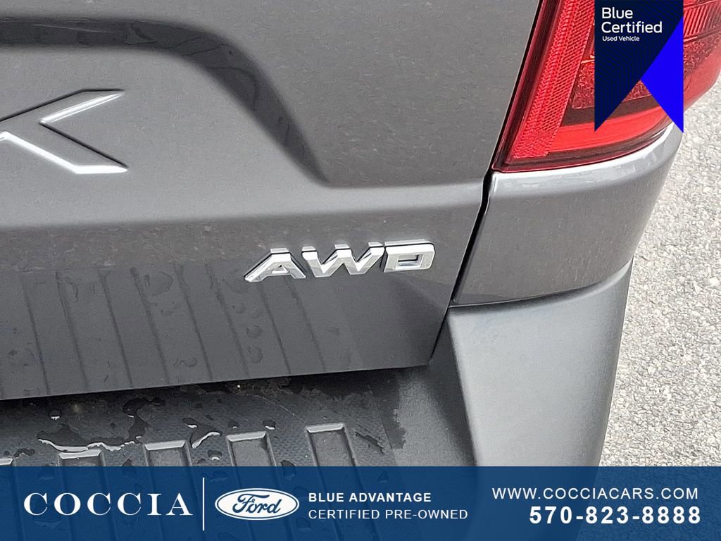 Certified 2024 Ford Maverick Lariat w/ Black Appearance Package image 30