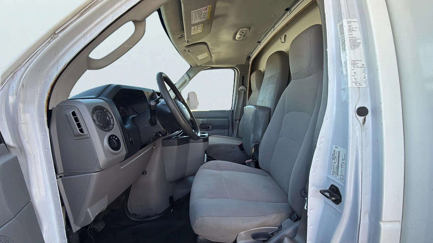Used 2013 Ford E-350 and Econoline 350 Super Duty image 13