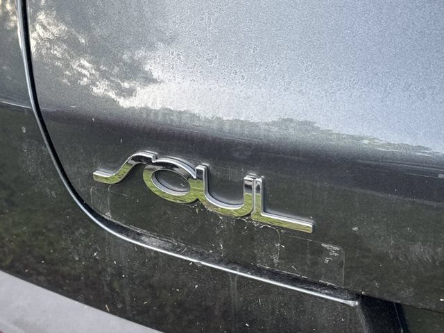 Used 2021 Kia Soul LX FWD image 11