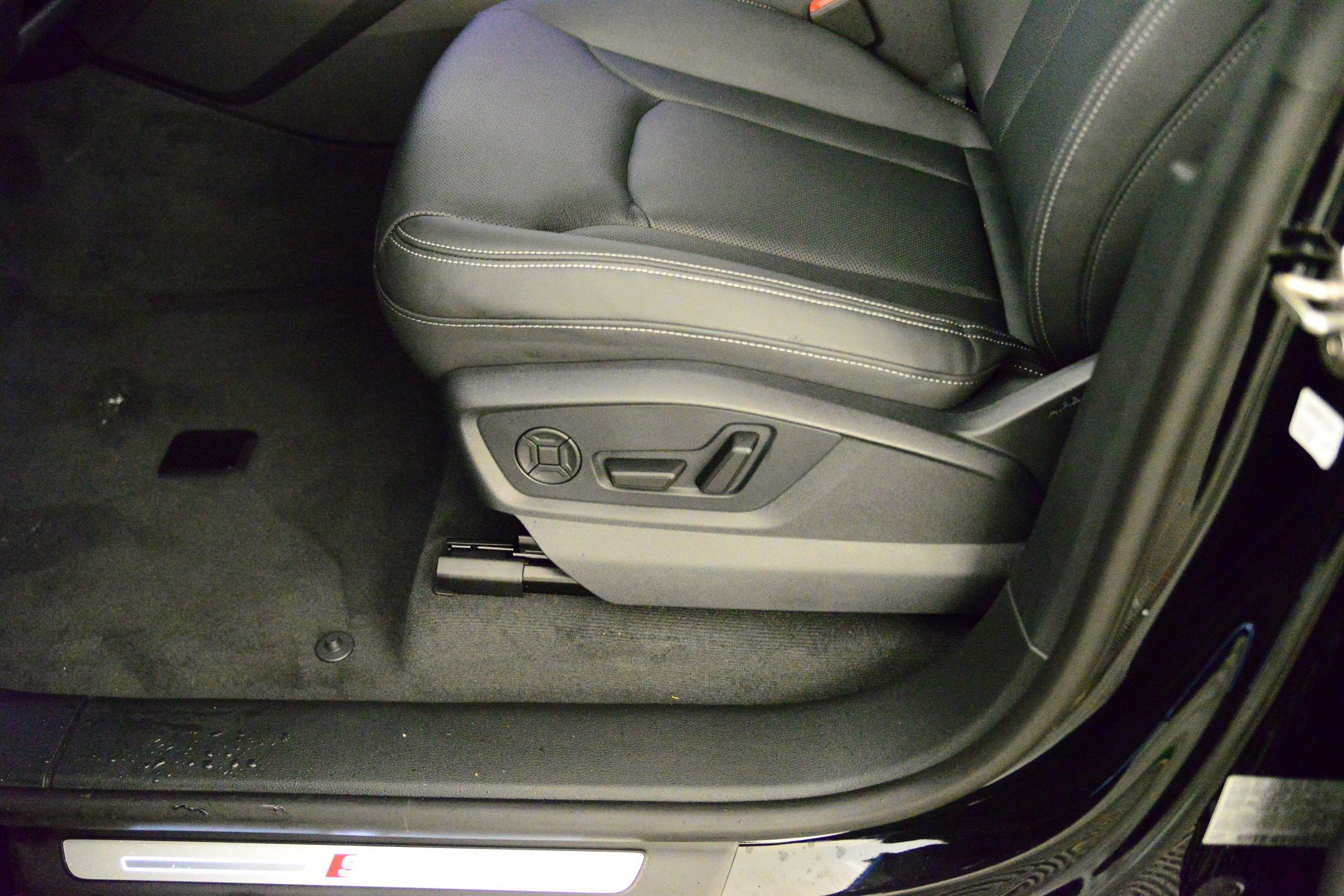 New 2026 Audi Q8 Premium Plus image 22